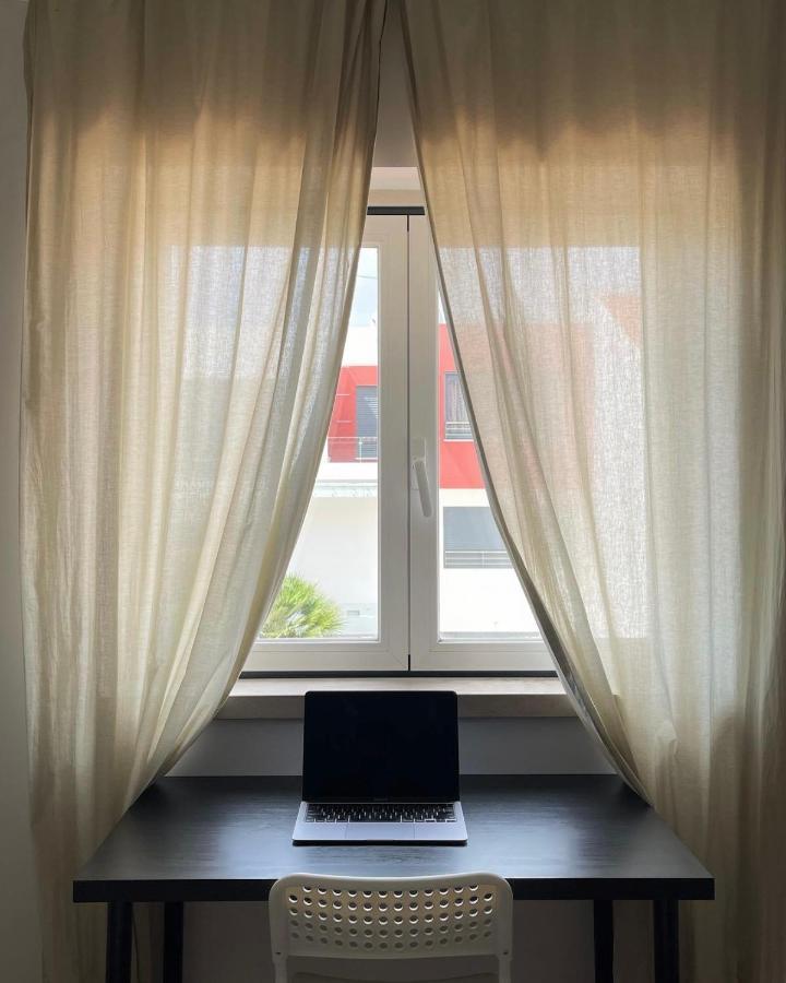 Fremdheim Bed & Breakfast Ericeira Bagian luar foto