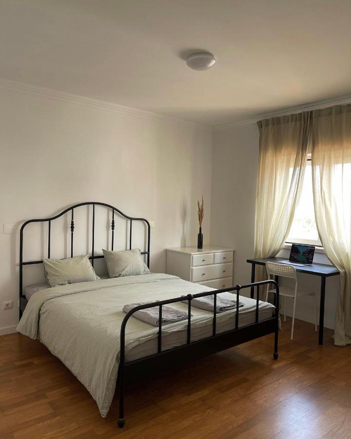 Fremdheim Bed & Breakfast Ericeira Bagian luar foto